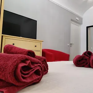Domus Enea - Colosseo Termini Apartamento